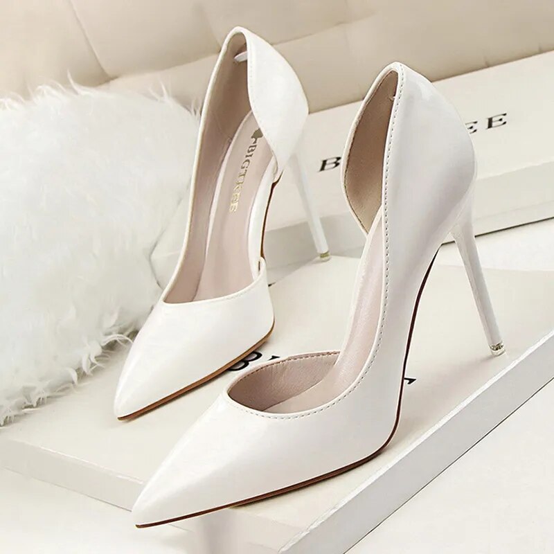 Scarpin Salto Alto Bico Fino