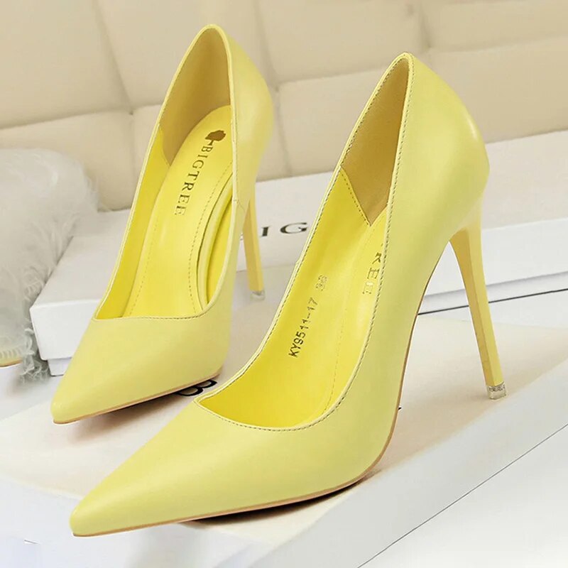 Scarpin Salto Alto Fino