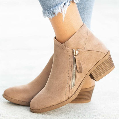 Bota feminina de couro bege