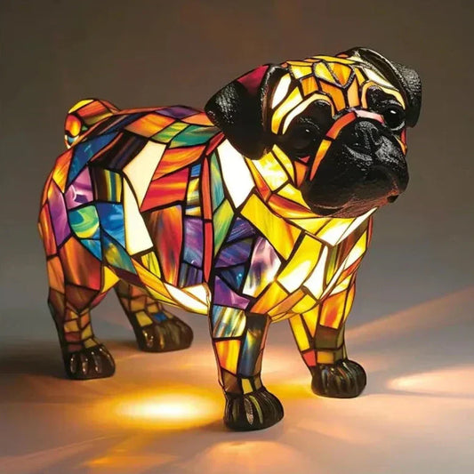 Pippa, a Pug do Brilho Eterno e Lareira Quente